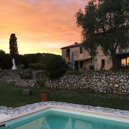 La Canonica Di San Michele Monteriggioni Kültér fotó