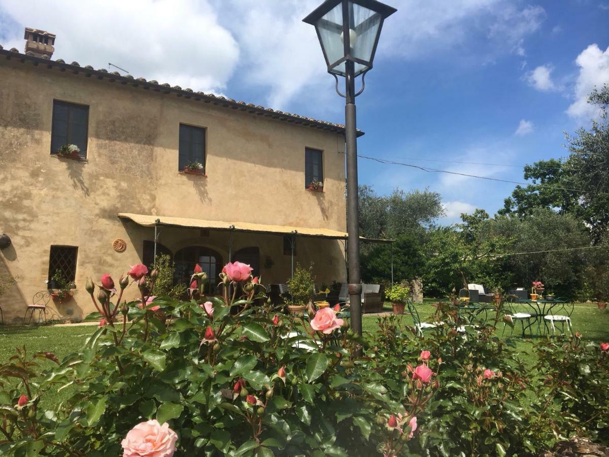La Canonica Di San Michele Monteriggioni Kültér fotó